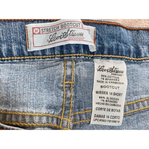 Levis Strauss Signature Blue Jeans 14 SHORT Mid Rise Bootcut Stretch NWT - Picture 4 of 5